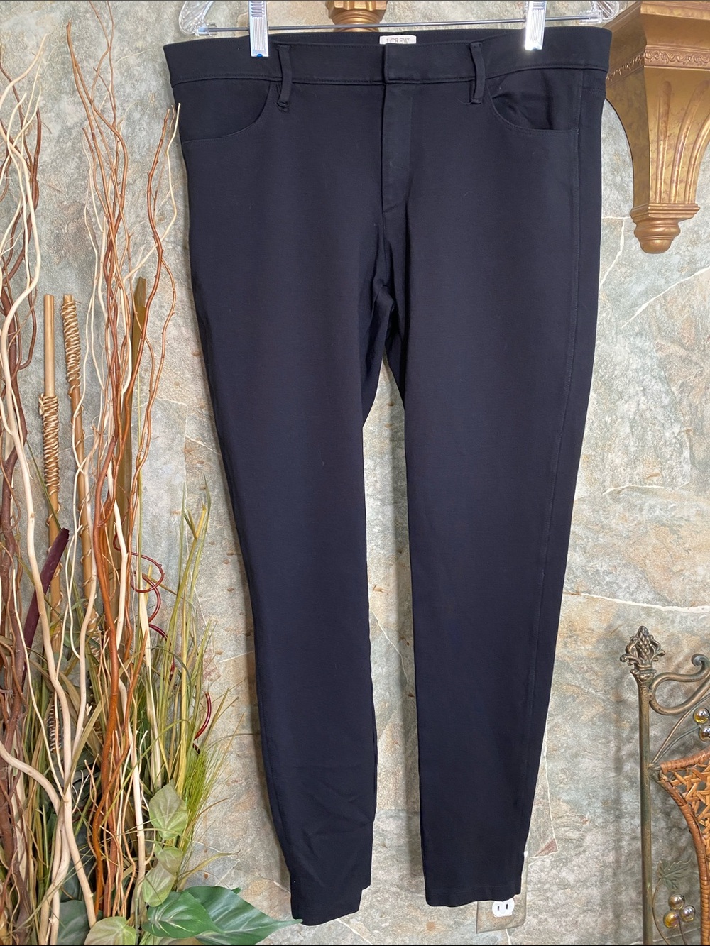 J crew Gigi deep black 5 pocket pants leggings 63% viscose 32% nylon 5 % spandex
